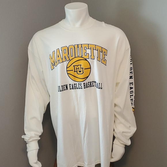 Champion Other - LIKE NEW CHAMPION MARQUETTE GOLDEN EAGLES LONGSLEEVE SHIRT